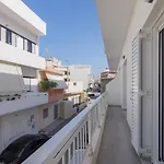 Flat For 3 People Near City Center